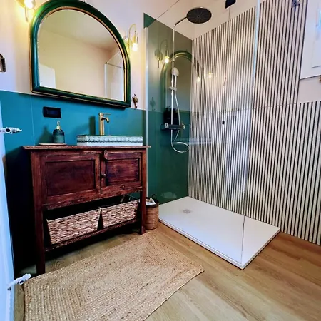 L'atelier Al Mare Deluxe Con Piscina E Vista Mare 아파트 *